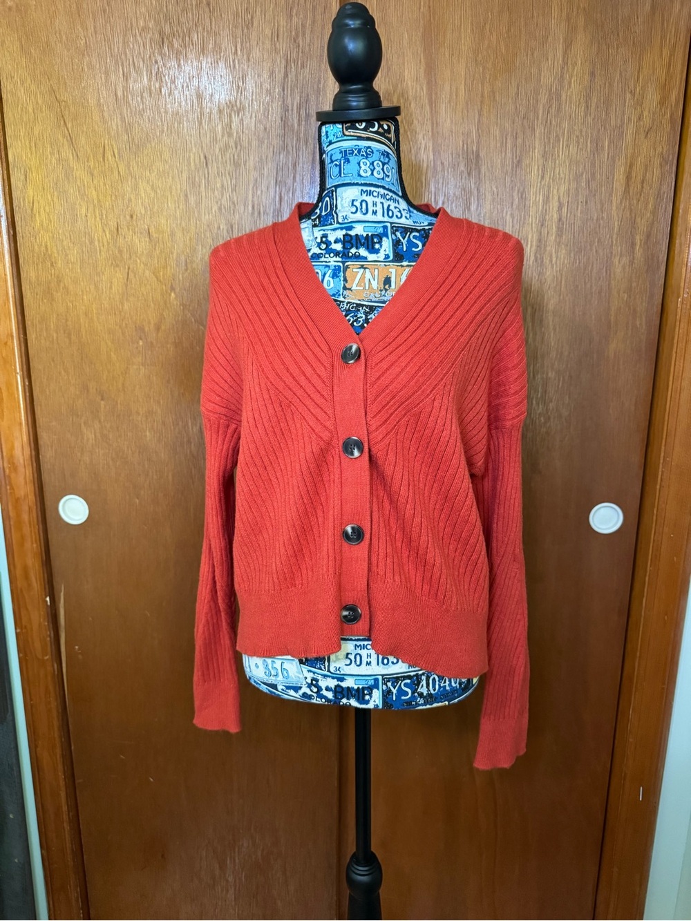Cyrus Ribbed Button-Front Cardigan - Orange-Red